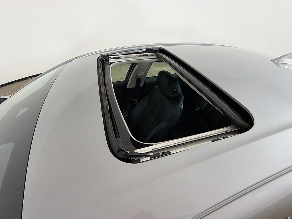 Used 2022 Acura TLX FWD image 14