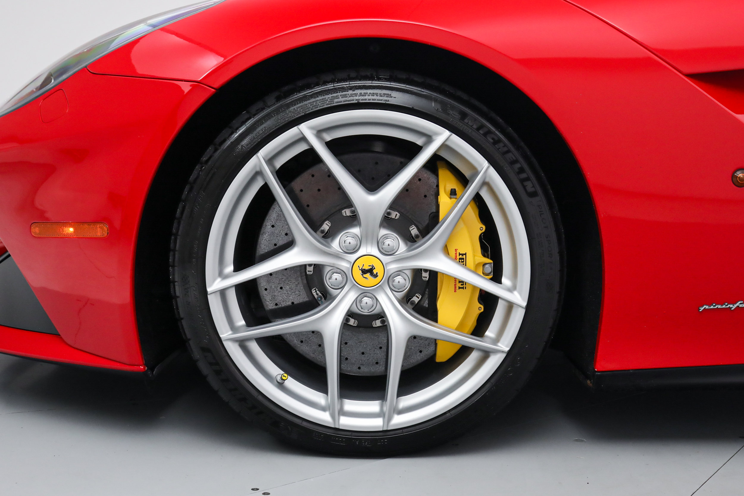 Used 2016 Ferrari F12 Berlinetta RWD image 37