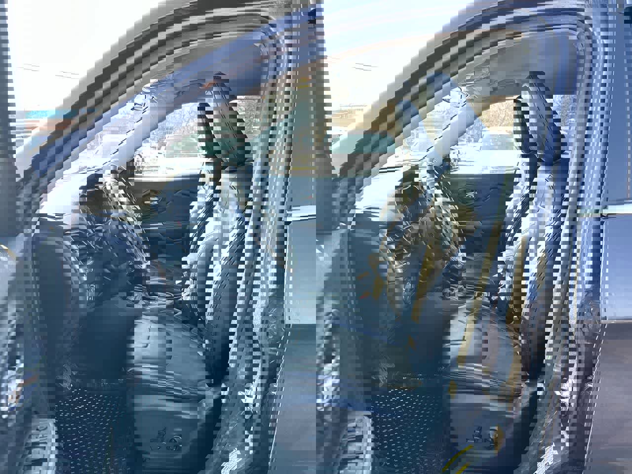 Used 2019 Jeep Cherokee Latitude Plus w/ Cold Weather Group image 20