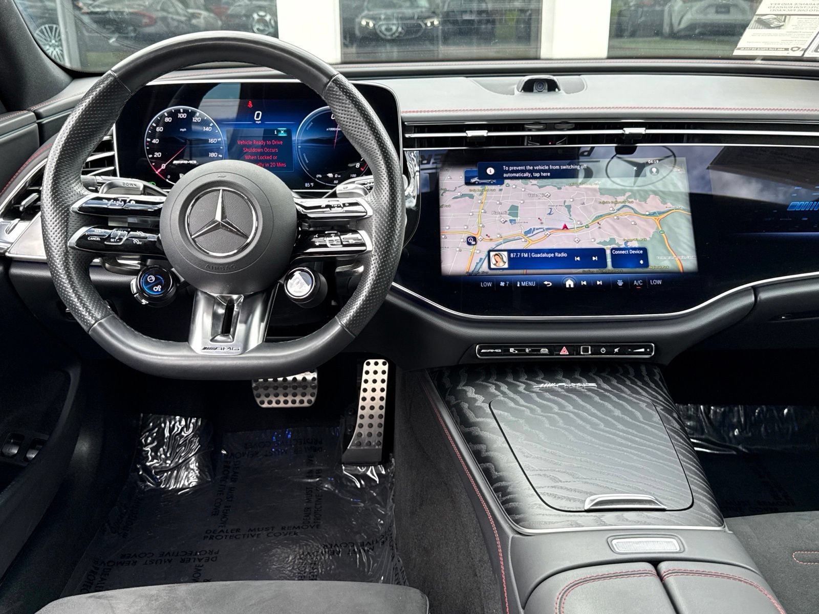 Used 2025 Mercedes-Benz E 53 AMG e 4MATIC Sedan image 39