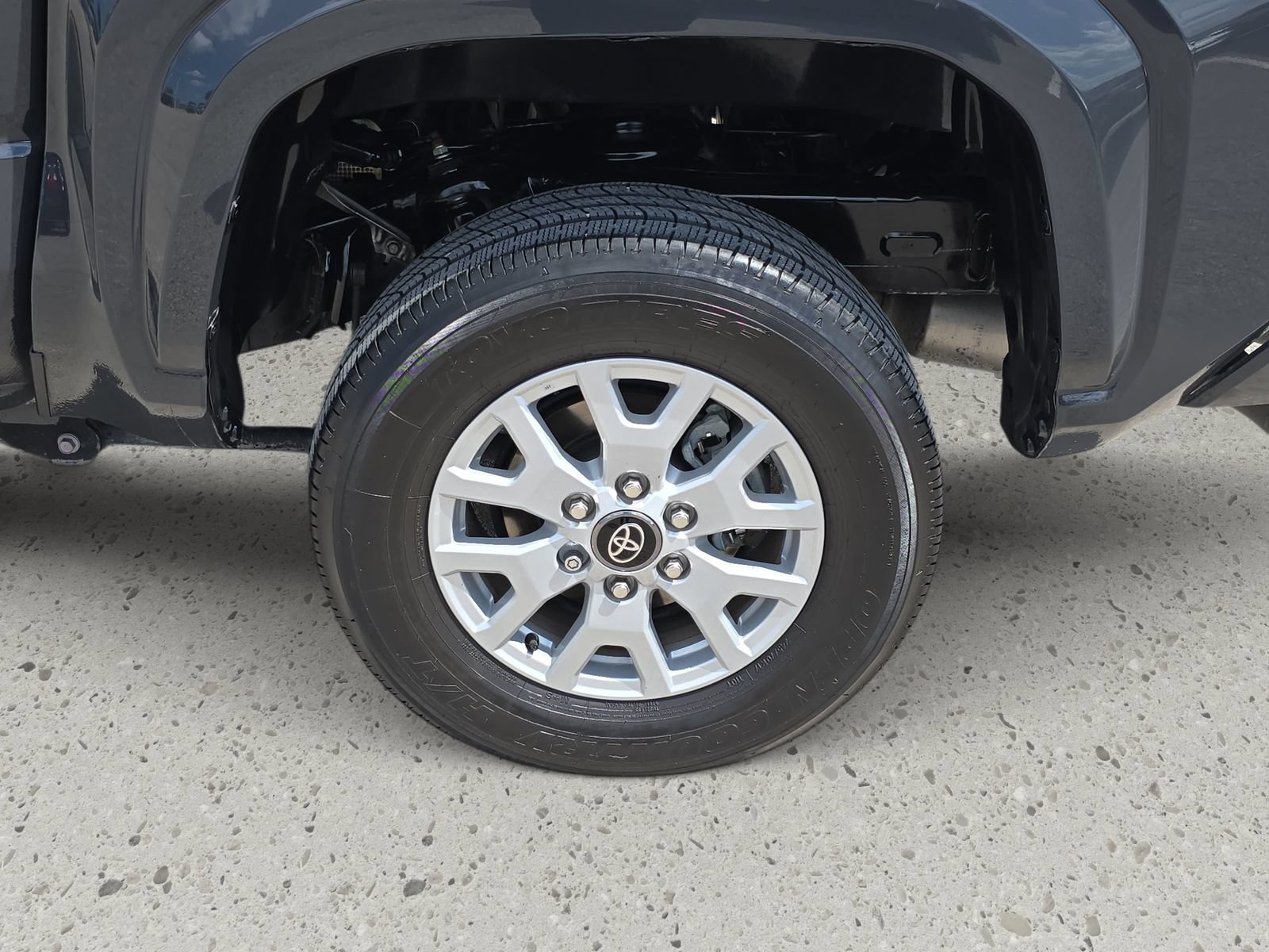 Used 2025 Toyota Tacoma SR5 RWD image 32
