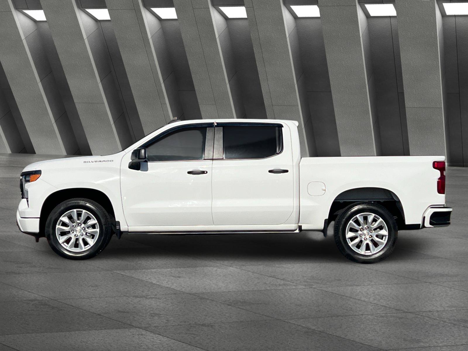 Used 2023 Chevrolet Silverado 1500 Custom RWD image 7