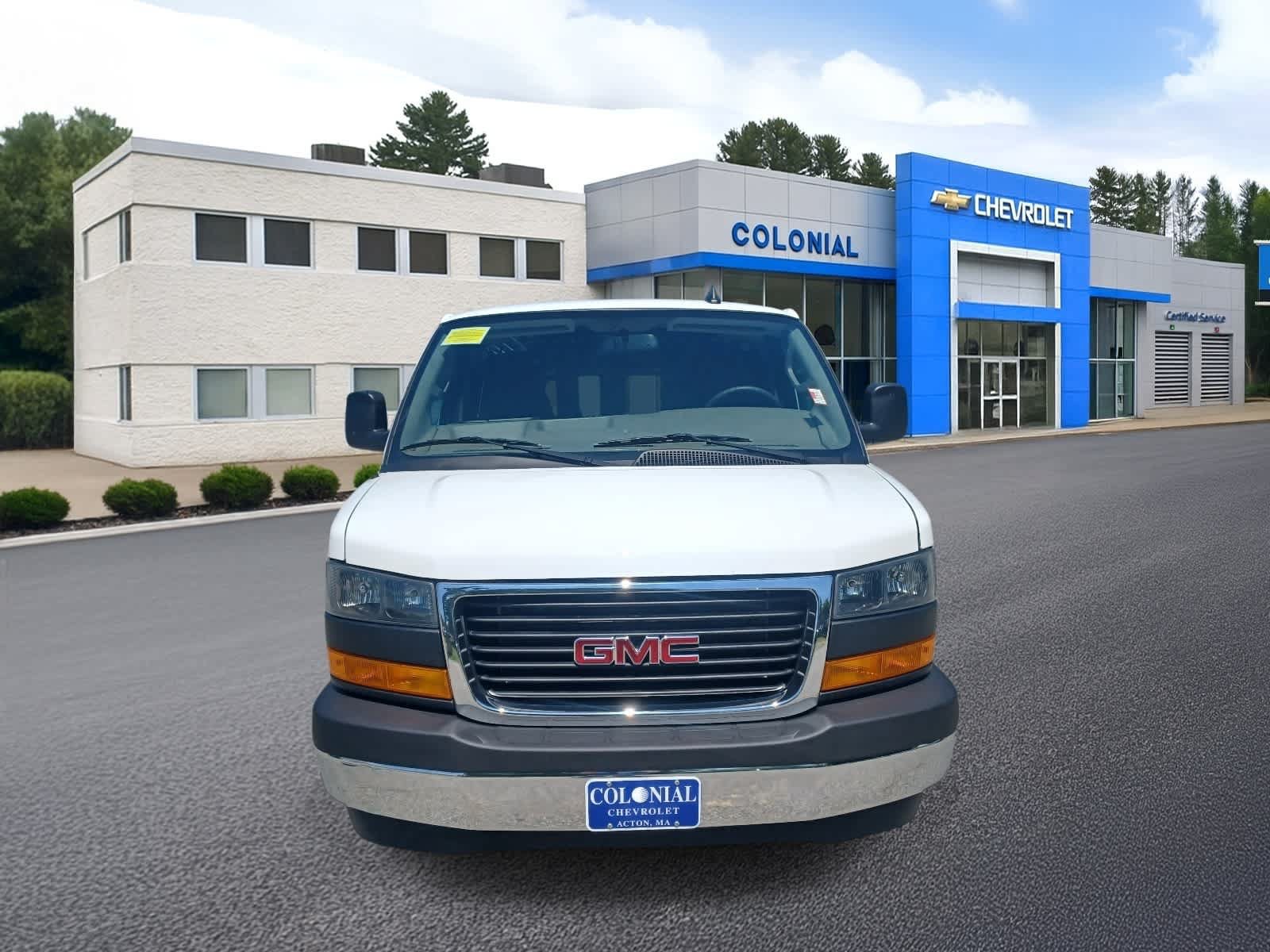 Used 2024 GMC Savana 2500 w/ Driver Convenience Package RWD image 16
