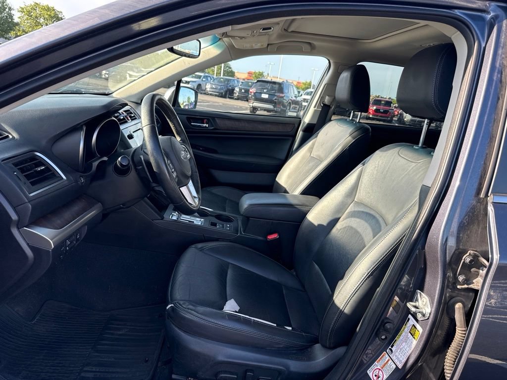 Used 2017 Subaru Outback 2.5i Limited AWD/4WD image 16