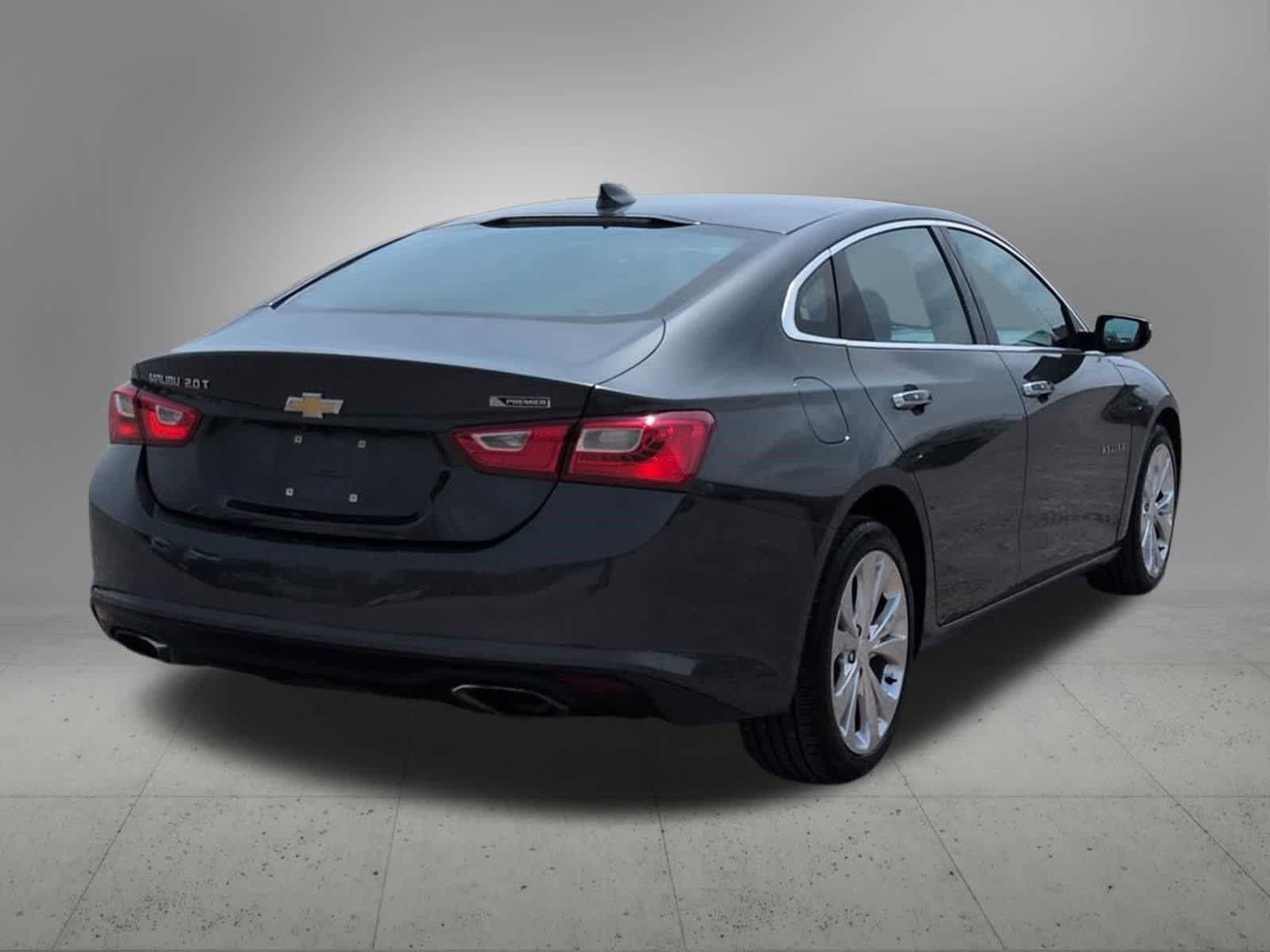 Used 2017 Chevrolet Malibu Premier FWD image 6