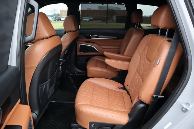 Used 2023 Kia Telluride EX X-Line image 29
