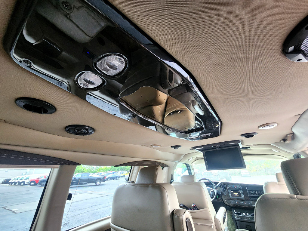 Used 2019 Chevrolet Express 2500 w/ Enhanced Convenience Package RWD image 54