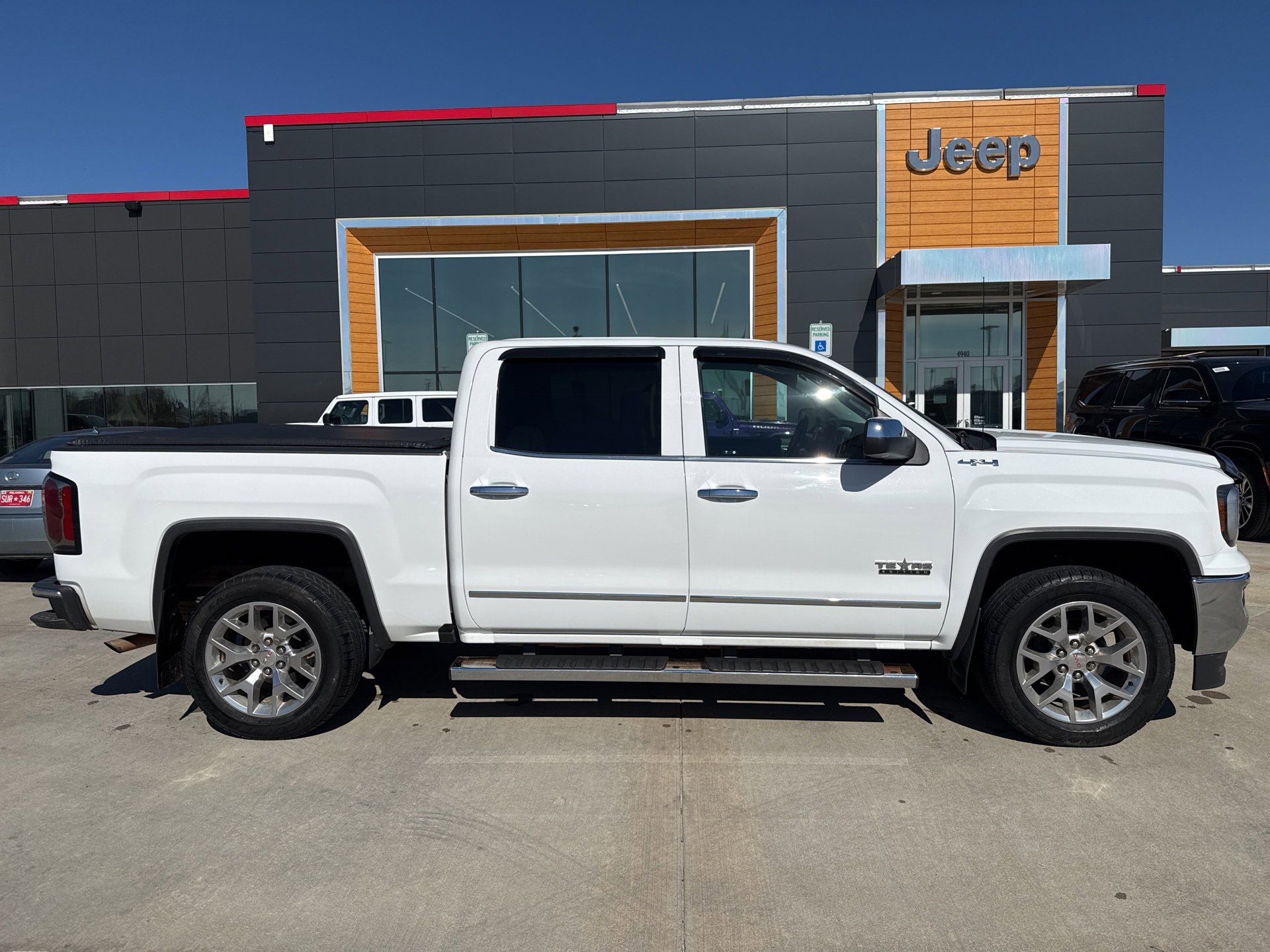 Used 2018 GMC Sierra 1500 SLT w/ Texas SLT Premium Package image 8