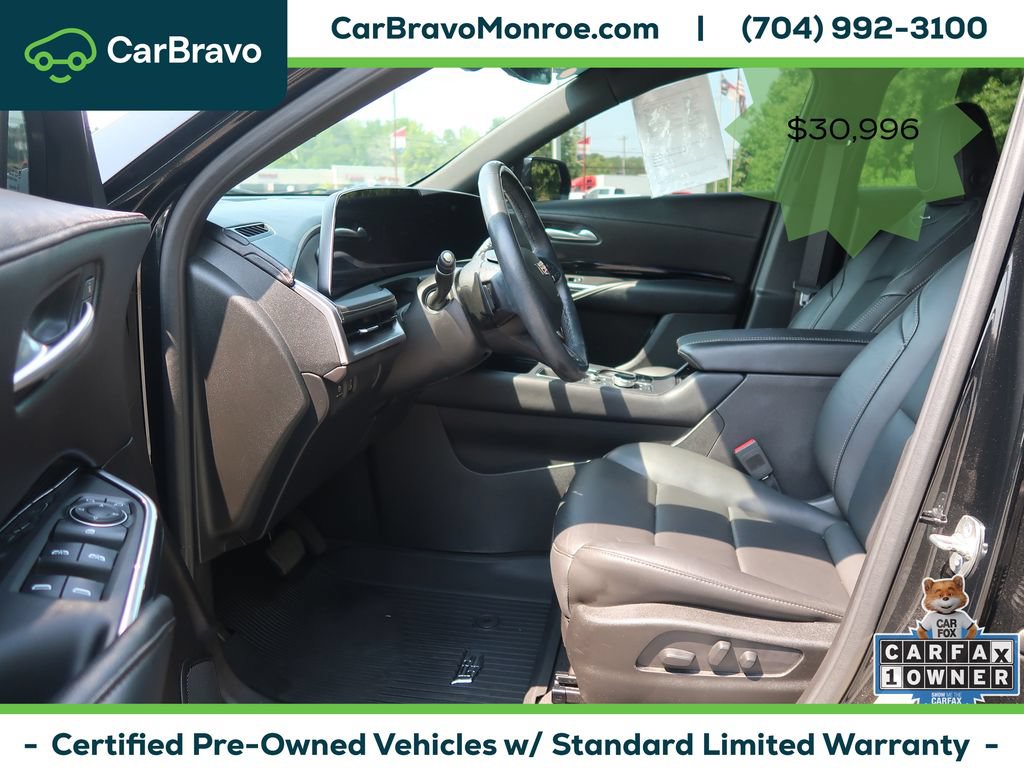 Certified 2024 Cadillac XT4 Luxury w/ Cold Weather Package FWD image 12