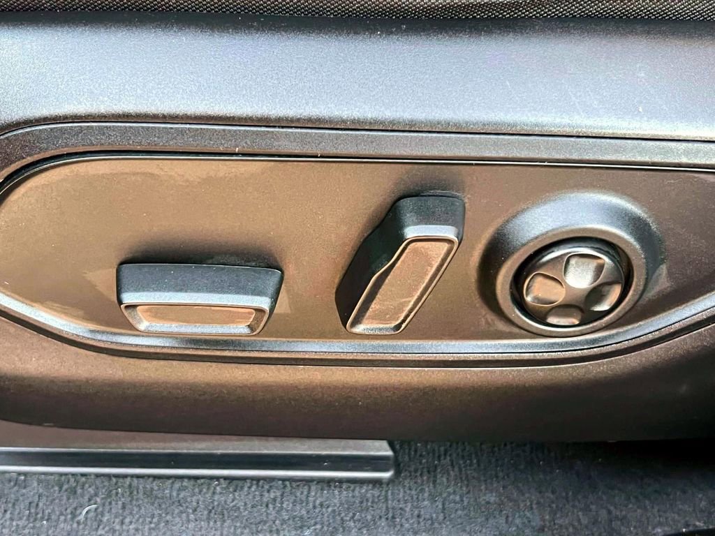 Certified 2023 Jeep Grand Cherokee L Laredo image 18