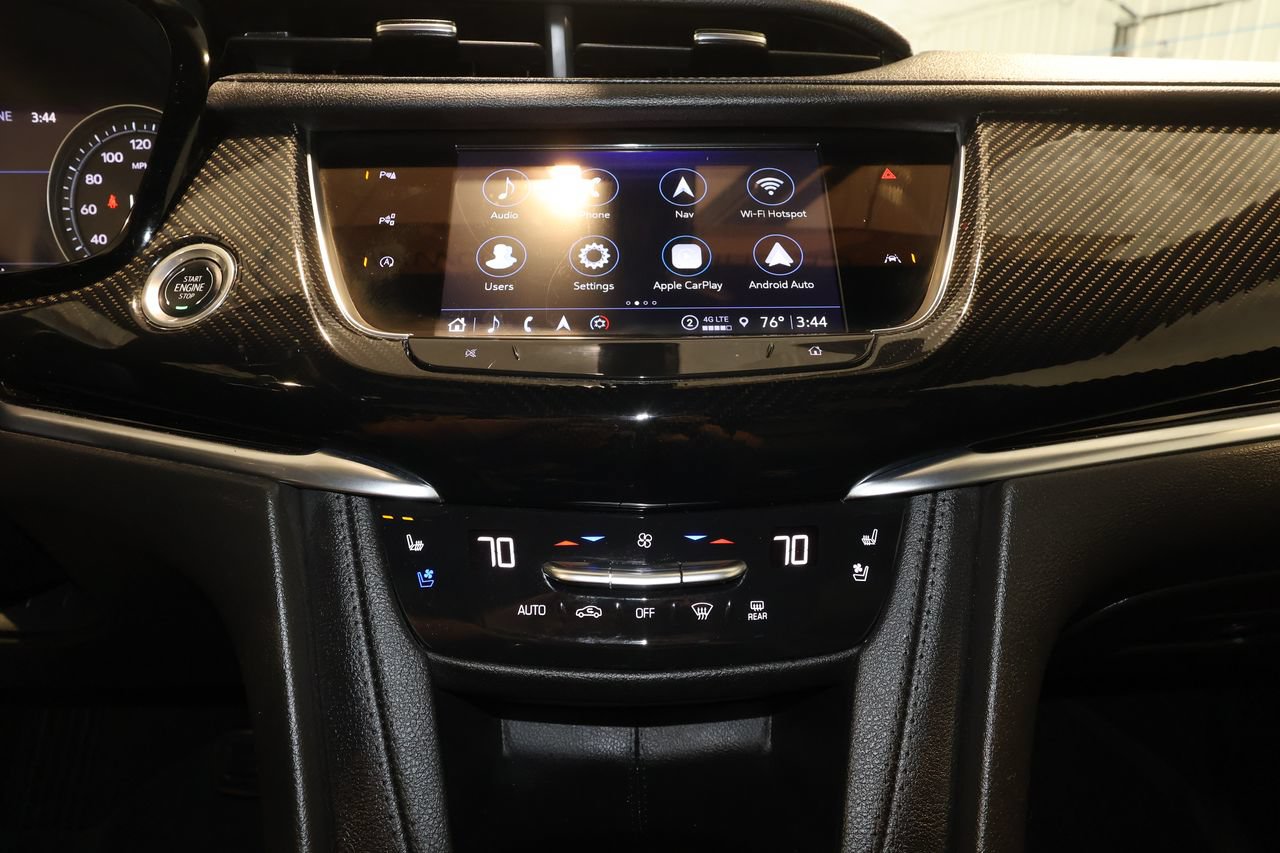 Certified 2024 Cadillac XT6 Sport w/ Technology Package AWD/4WD image 16