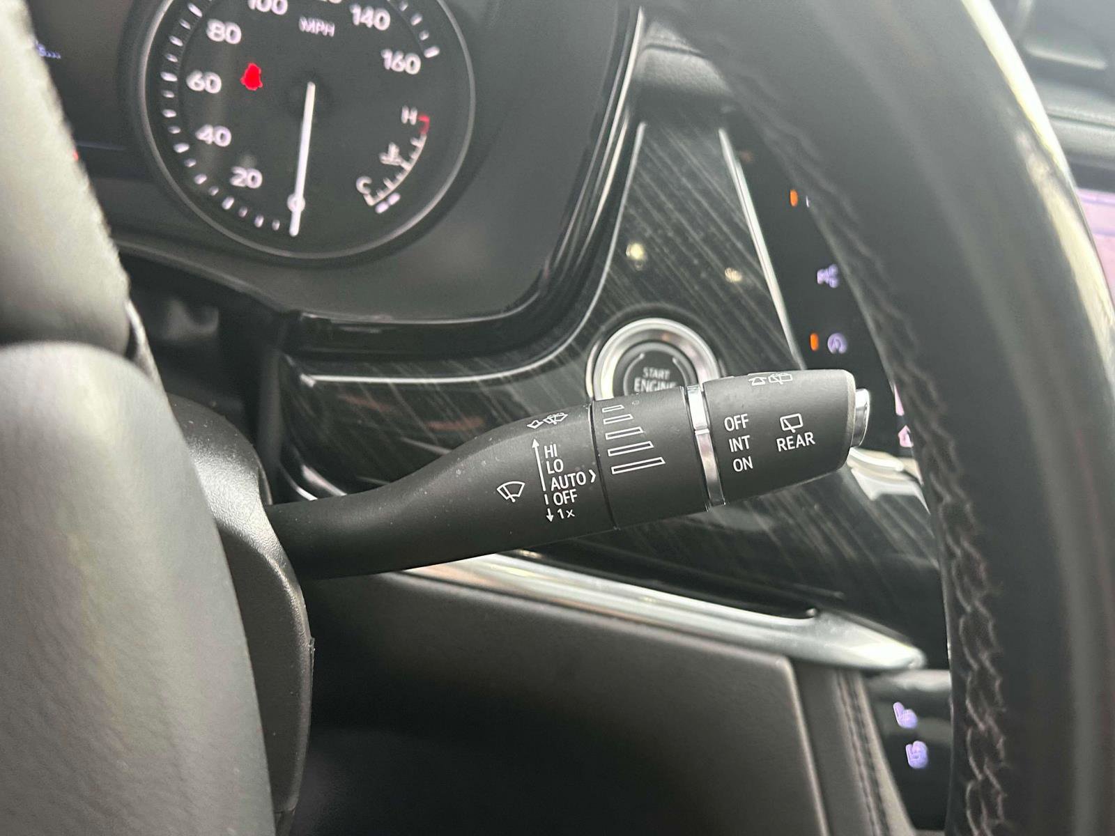 Used 2022 Cadillac XT6 Premium Luxury w/ Technology Package image 24