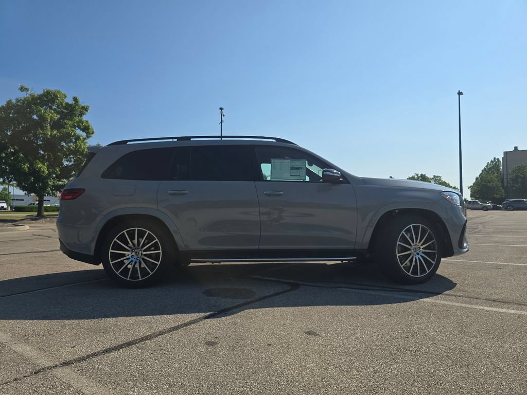 New 2026 Mercedes-Benz GLS 580 4MATIC image 17