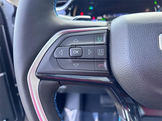 Used 2024 Jeep Grand Cherokee Trailhawk image 18