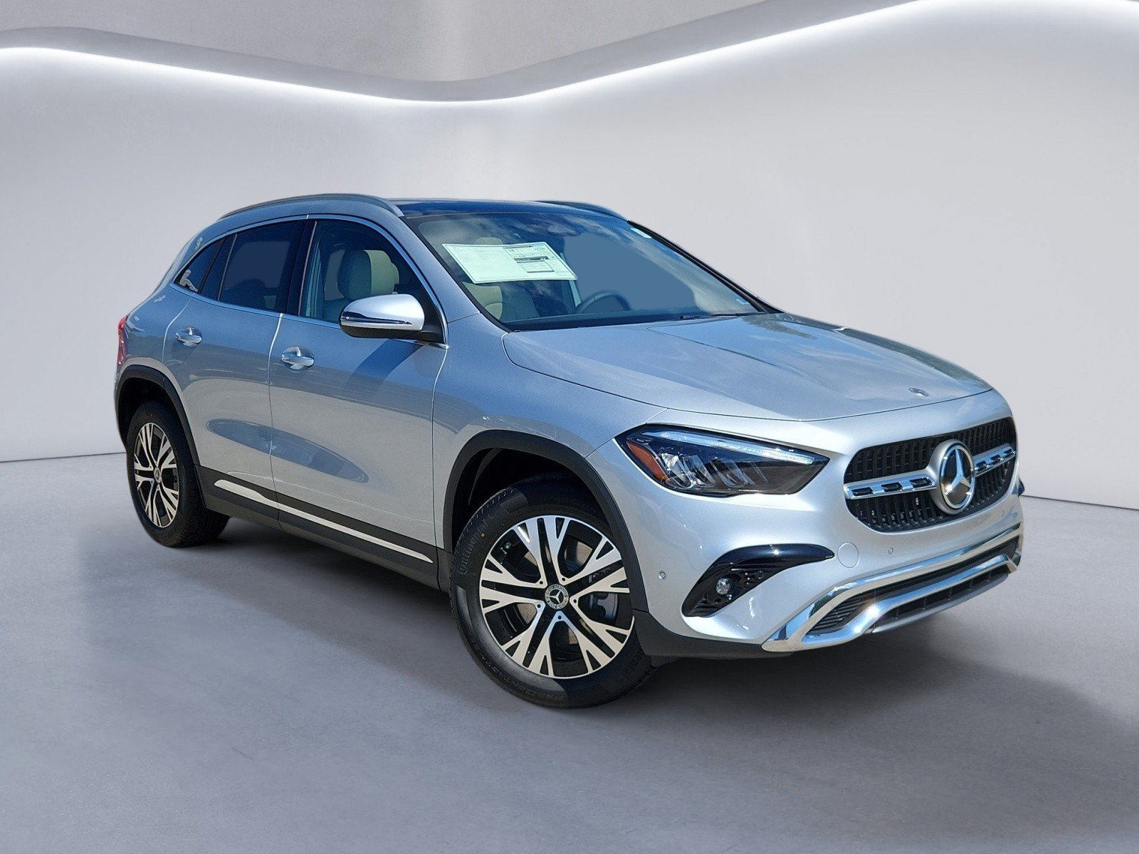 New 2026 Mercedes-Benz GLA 250 4MATIC image 2