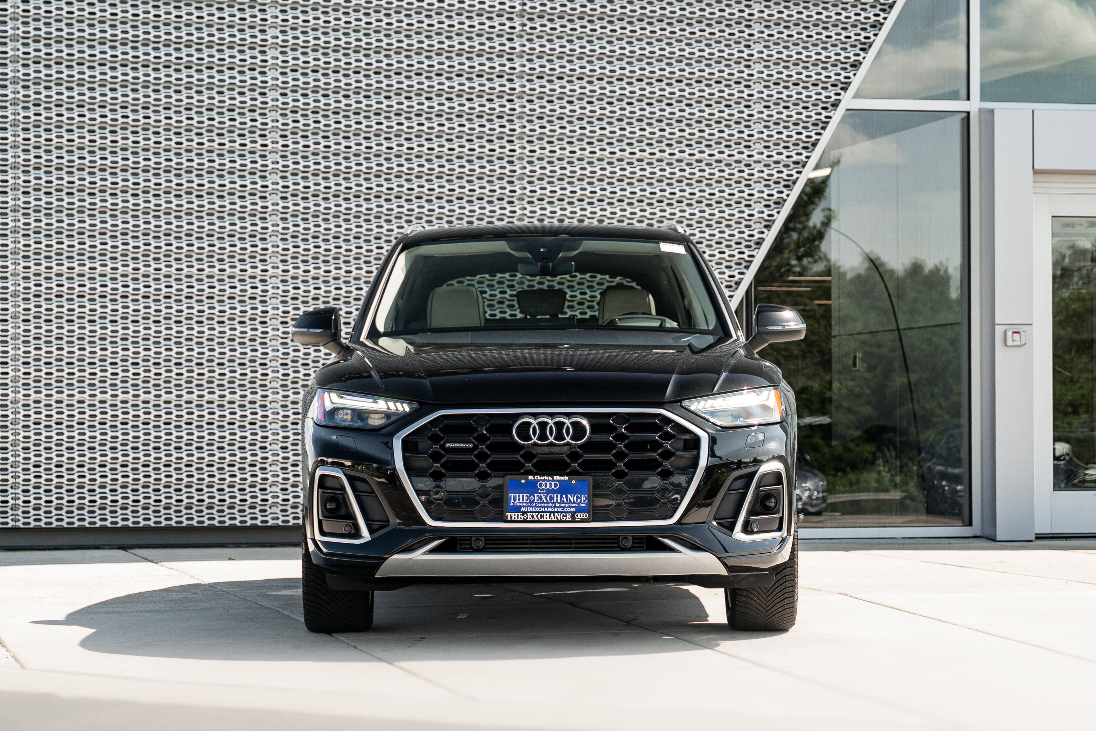 Used 2022 Audi Q5 2.0T Prestige w/ Prestige Package AWD/4WD image 34
