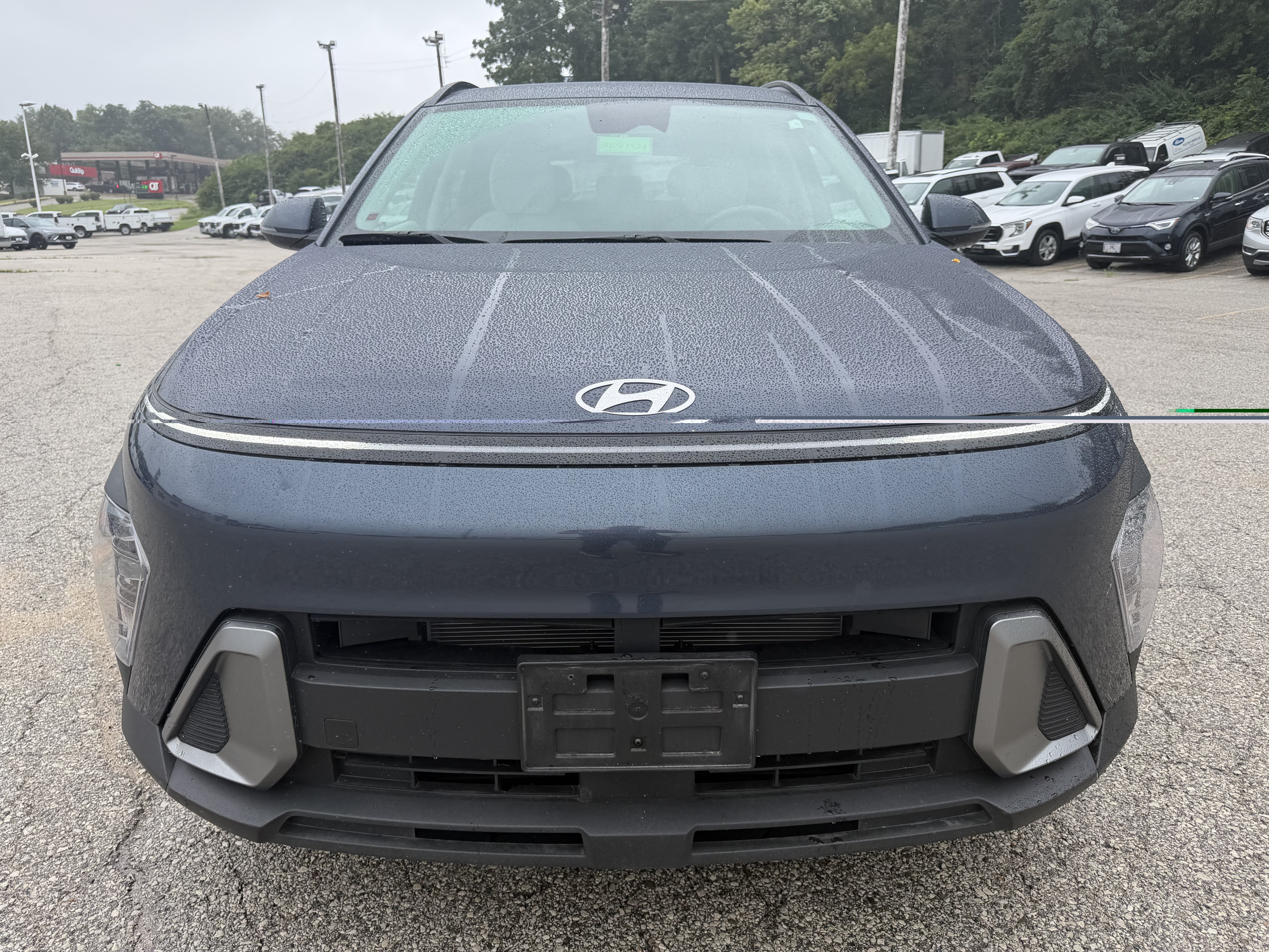 Used 2024 Hyundai Kona SEL FWD image 2