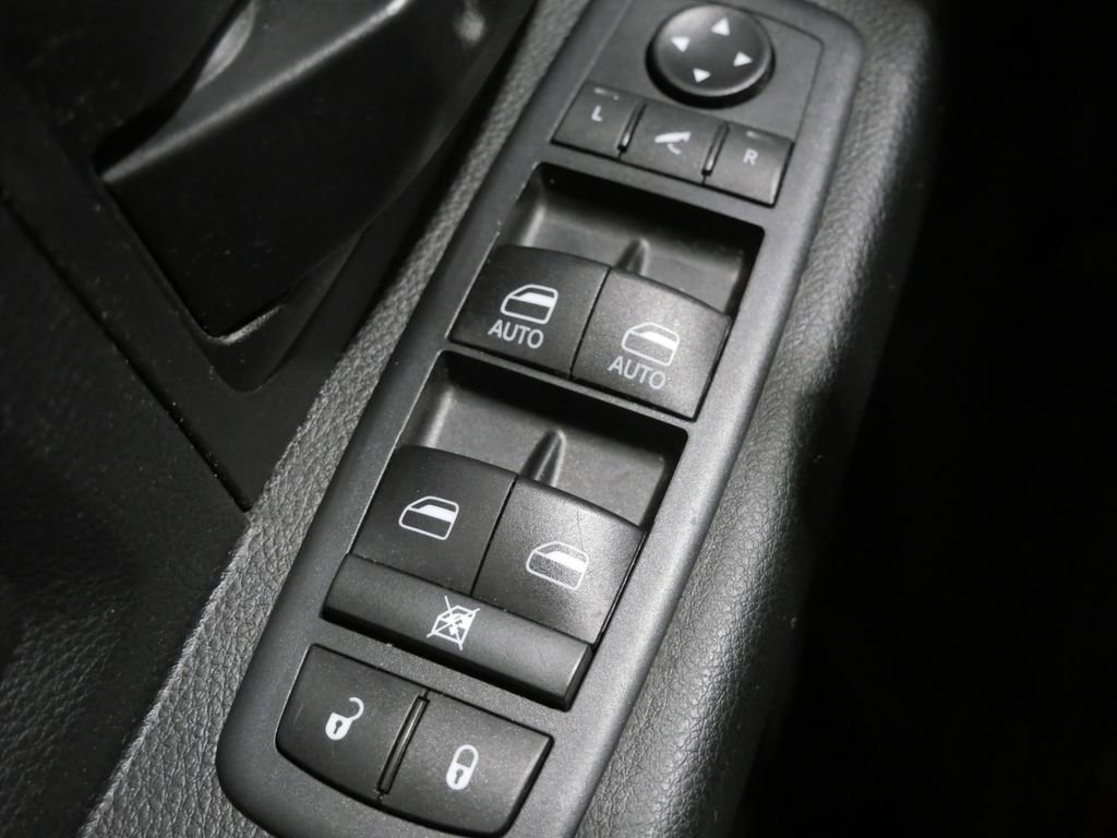Used 2020 RAM 2500 Tradesman AWD/4WD image 12