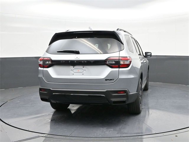 New 2026 Honda Pilot Sport image 10