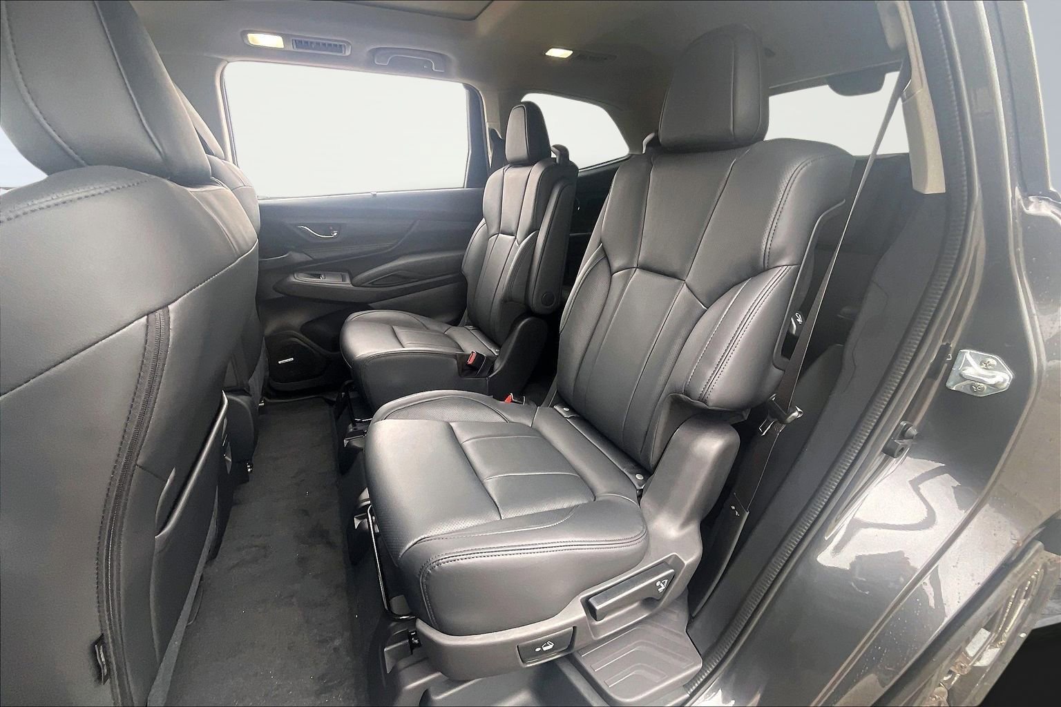 New 2025 Subaru Ascent Bronze Edition w/ Popular Package #2 image 10