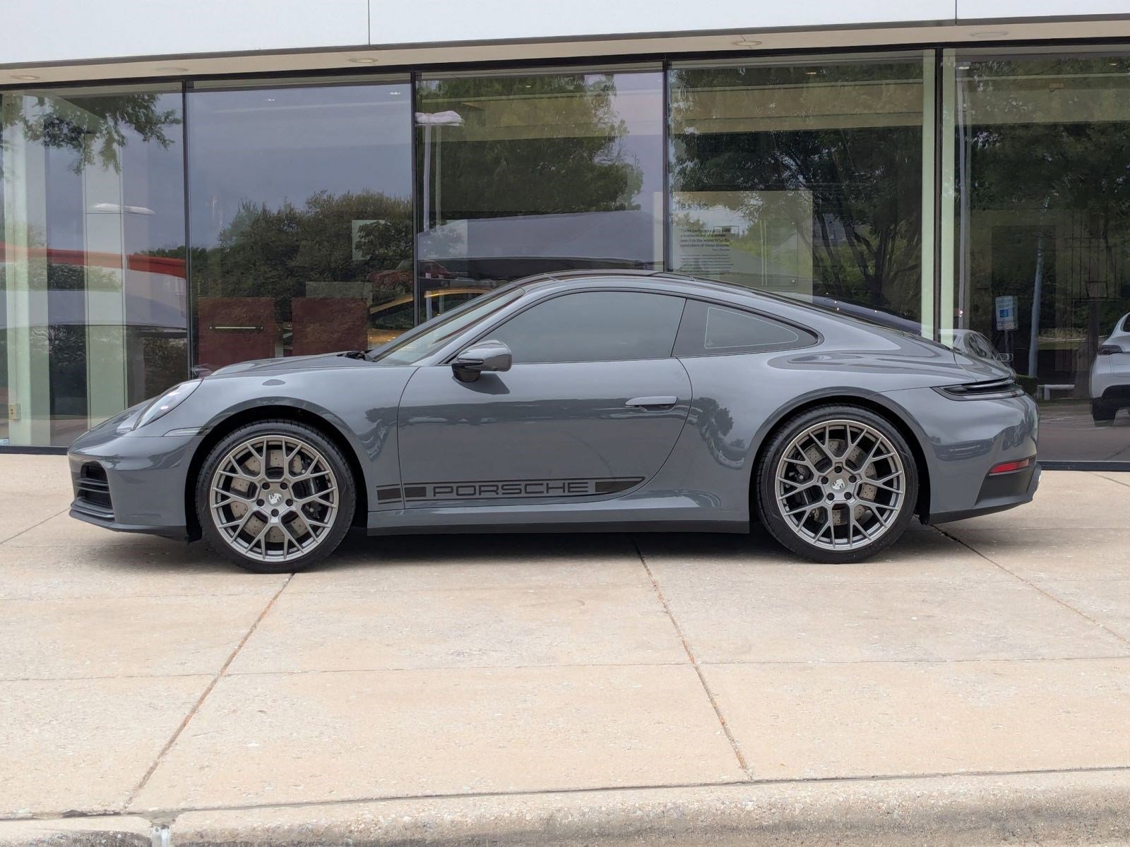 Certified 2025 Porsche 911 Carrera S RWD image 2