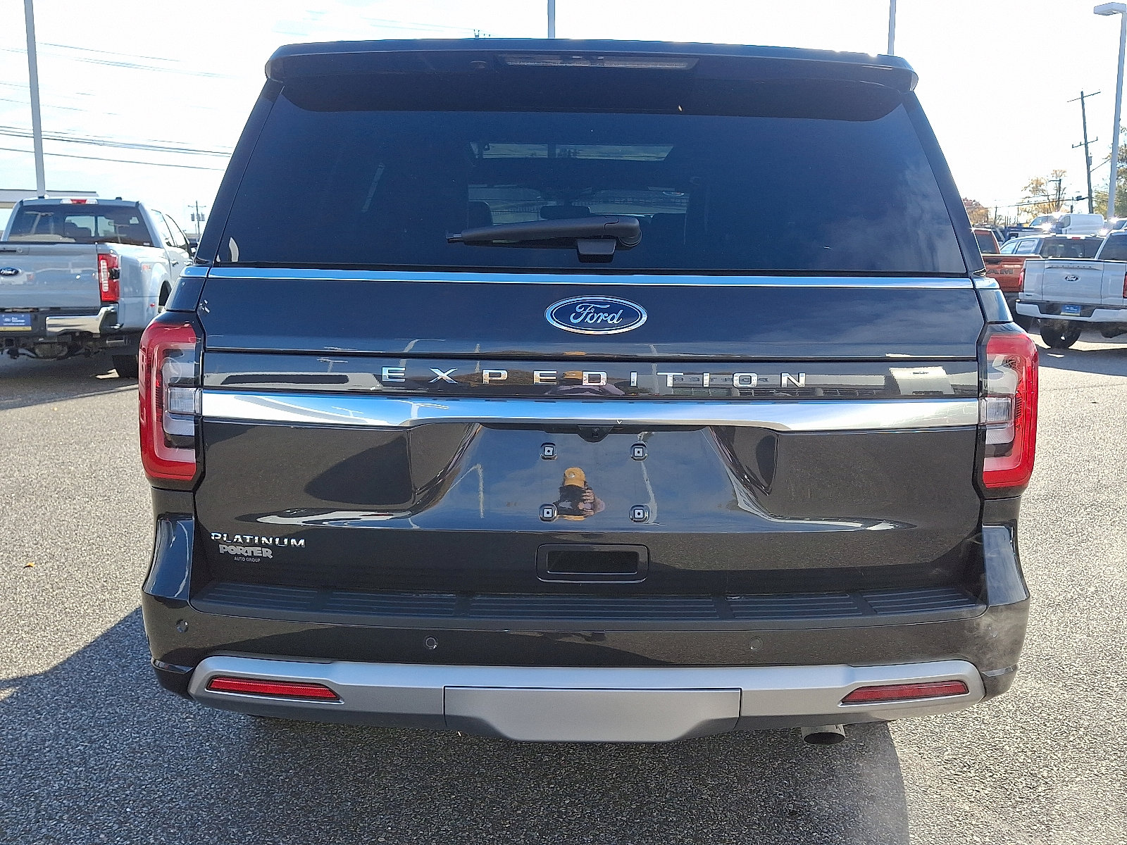 Certified 2024 Ford Expedition Platinum image 9