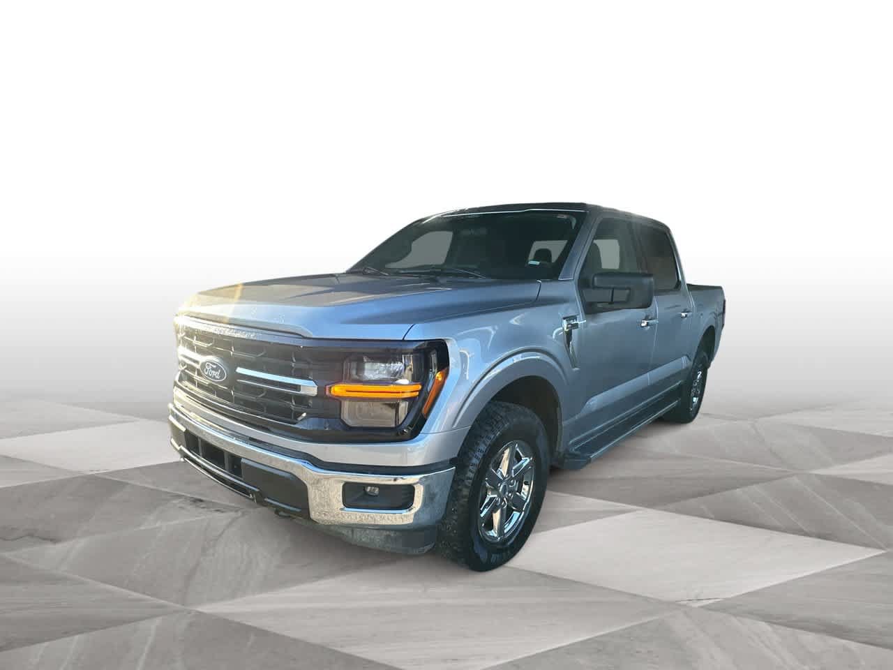 Used 2025 Ford F150 XLT w/ Equipment Group 301A Standard AWD/4WD image 4