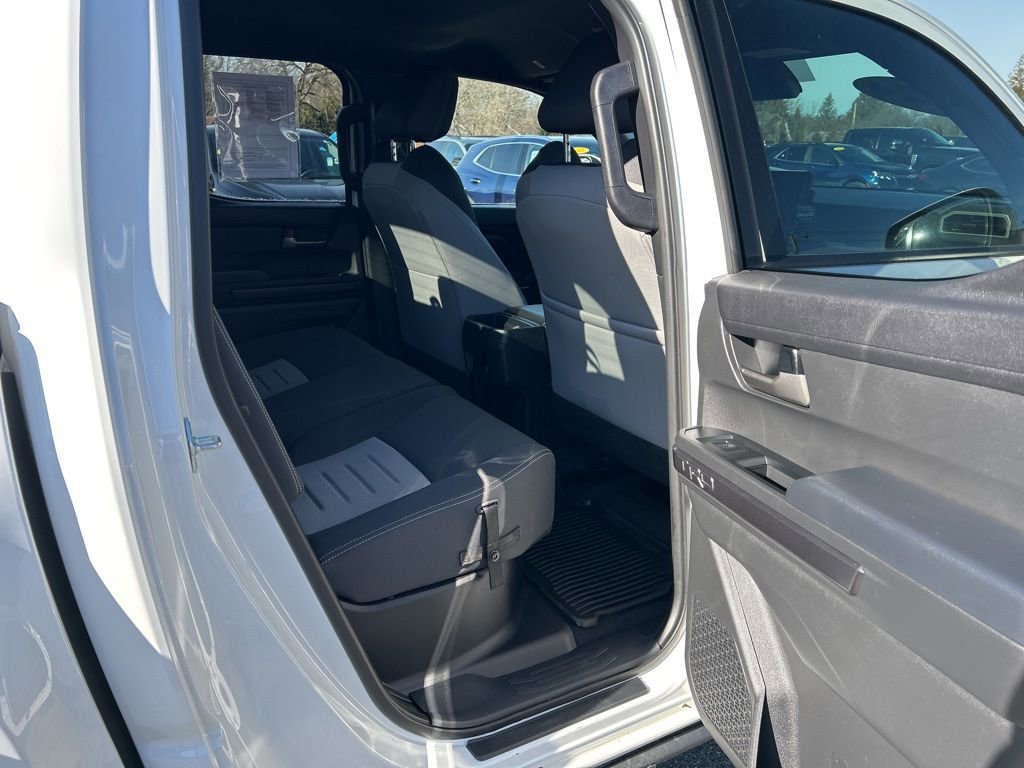 Used 2024 Toyota Tacoma TRD Off-Road image 16