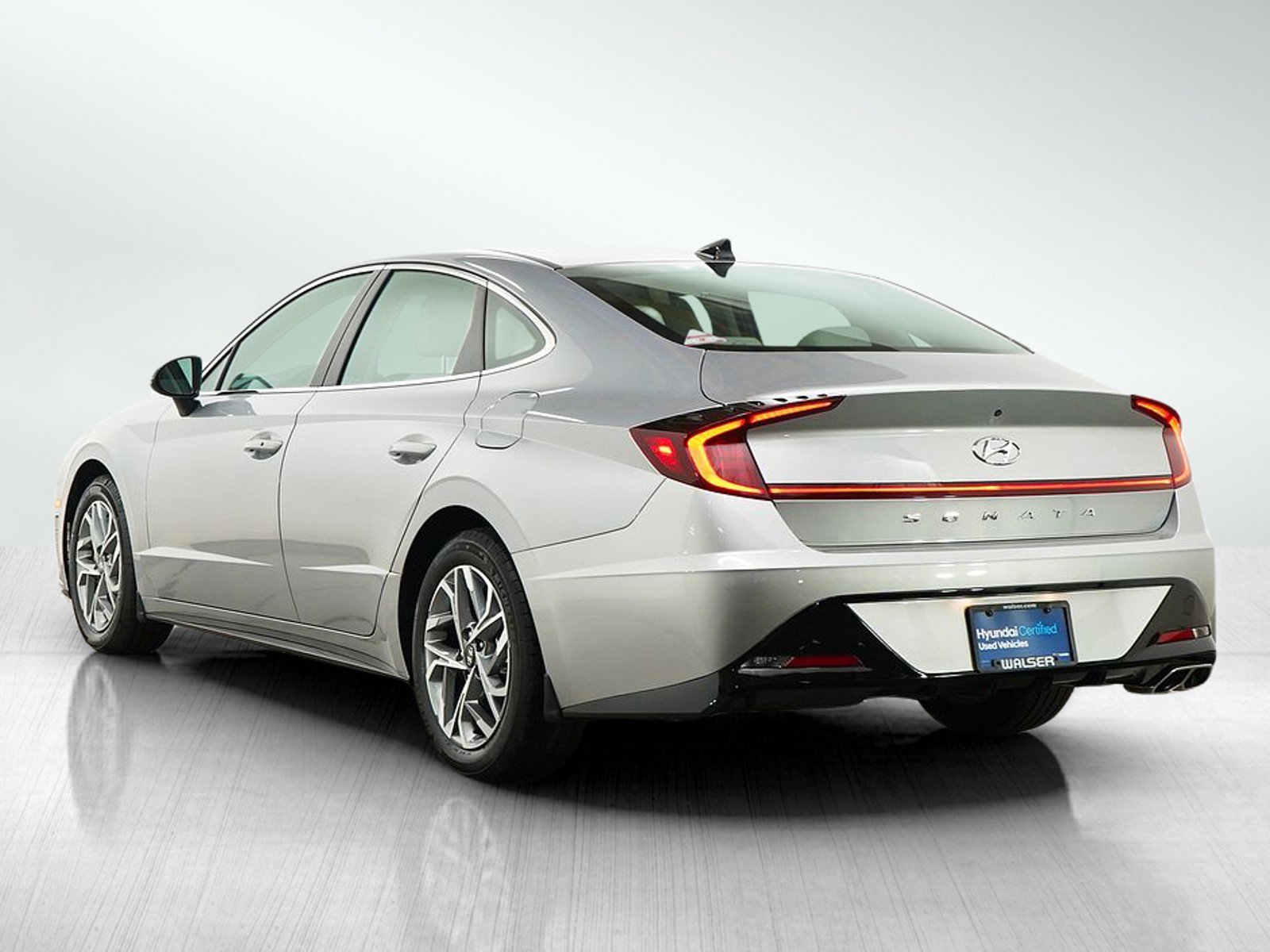 Certified 2023 Hyundai Sonata SEL FWD image 3