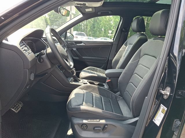 Used 2023 Volkswagen Tiguan SEL R-Line AWD/4WD image 14