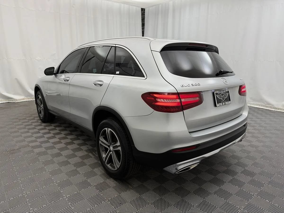 Used 2017 Mercedes-Benz GLC 300 4MATIC image 6