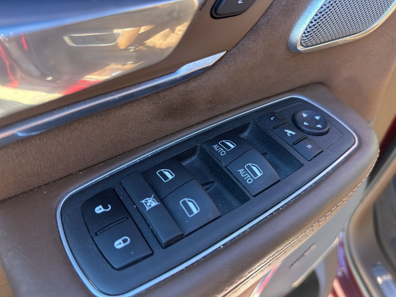 Used 2024 RAM 1500 Limited image 11