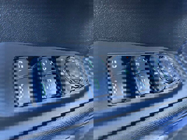 Used 2021 GMC Sierra 1500 4x4 Double Cab w/ Sierra Value Package image 16