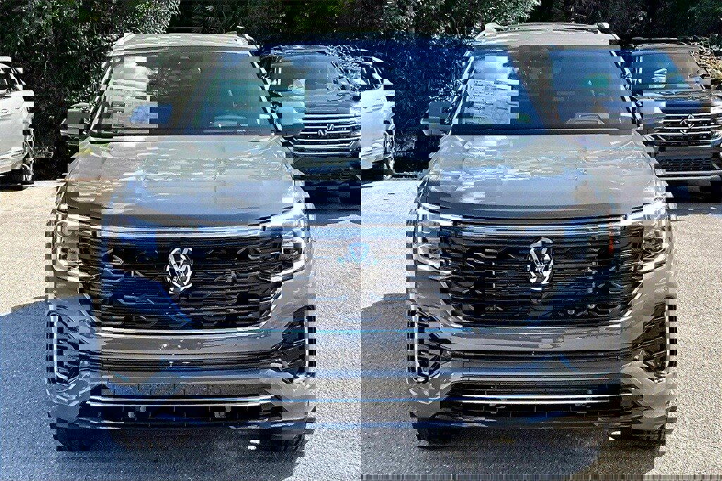 New 2026 Volkswagen Atlas Cross Sport SEL Premium R-Line image 10