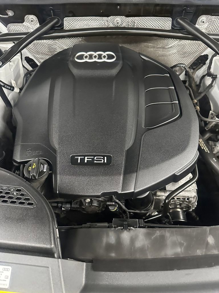 Used 2019 Audi Q5 2.0T Premium Plus w/ Premium Plus Package AWD/4WD image 7