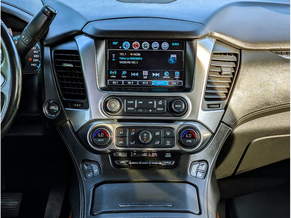 Used 2019 Chevrolet Suburban Premier AWD/4WD image 22