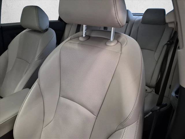 Used 2025 Honda Accord Touring image 13