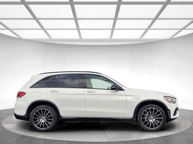 Used 2022 Mercedes-Benz GLC 300 image 3