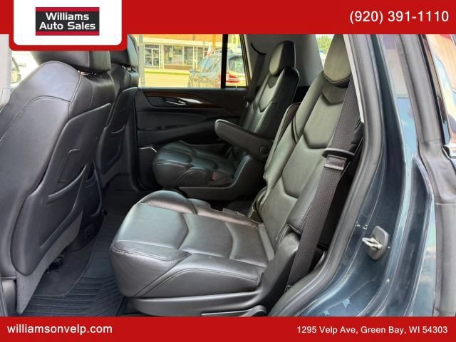 Used 2019 Cadillac Escalade Luxury AWD/4WD image 13