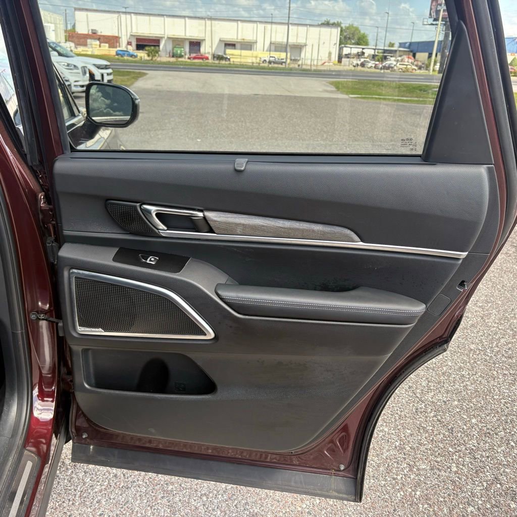 Used 2021 Kia Telluride SX w/ Nightfall Edition Package image 16