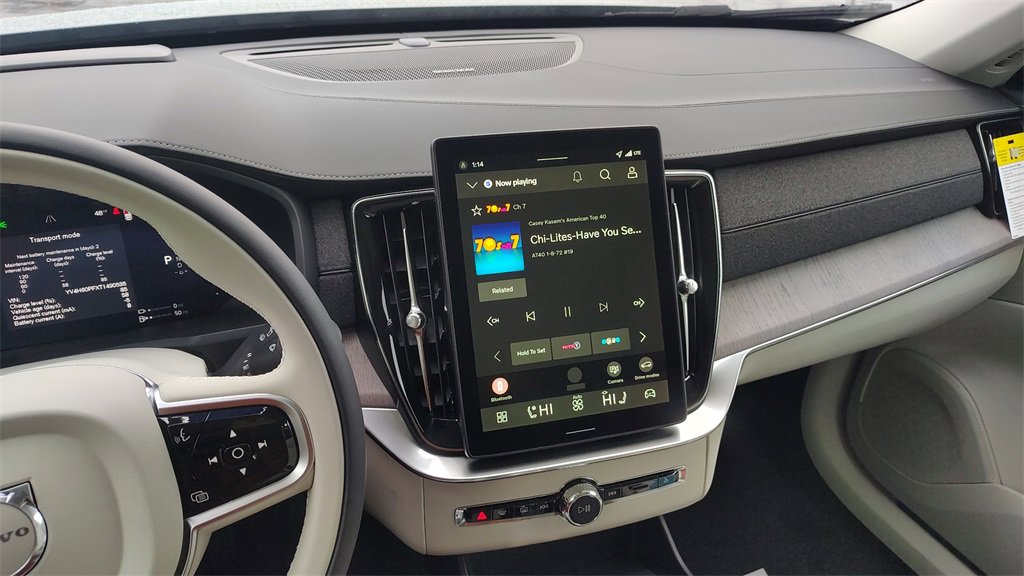 New 2026 Volvo XC90 T8 Ultra w/ Protection Package Premier image 18