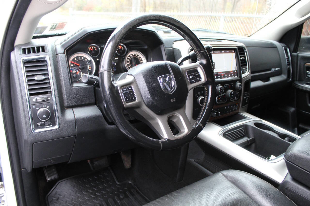 Used 2018 RAM 2500 Laramie w/ Snow Chief Group AWD/4WD image 26