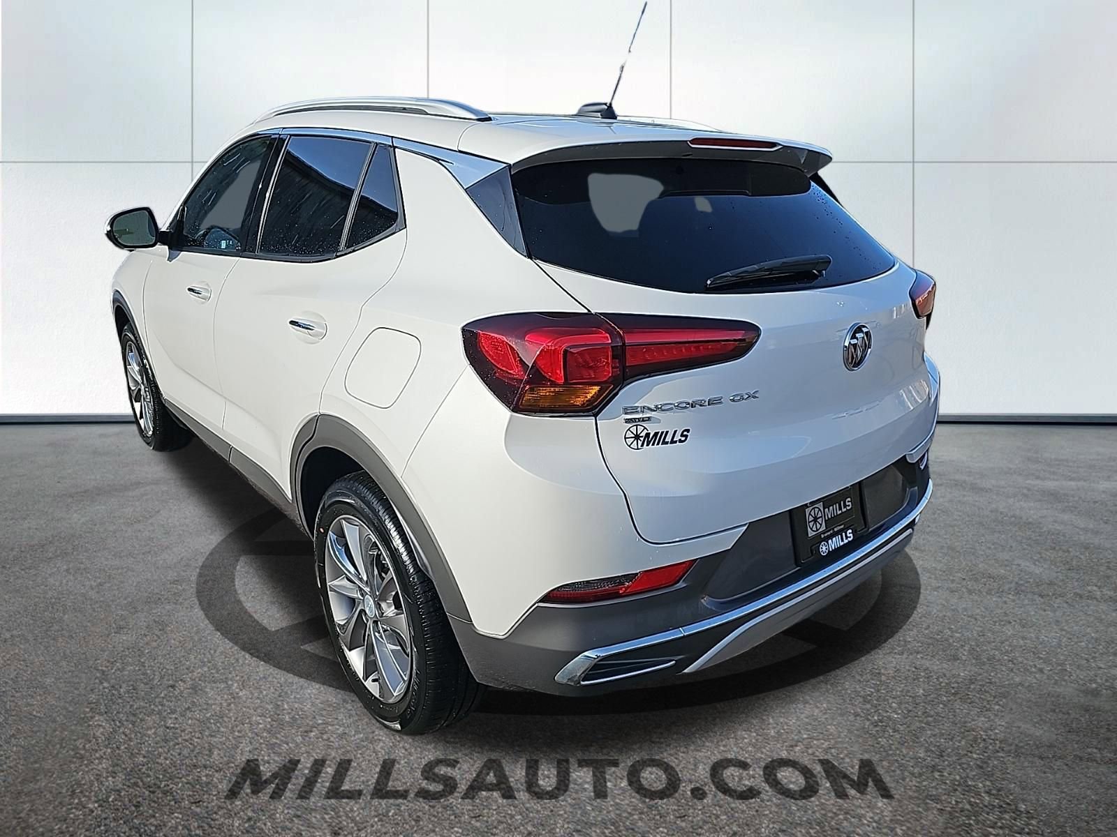 Certified 2023 Buick Encore GX Essence w/ Advanced Technology Package image 7