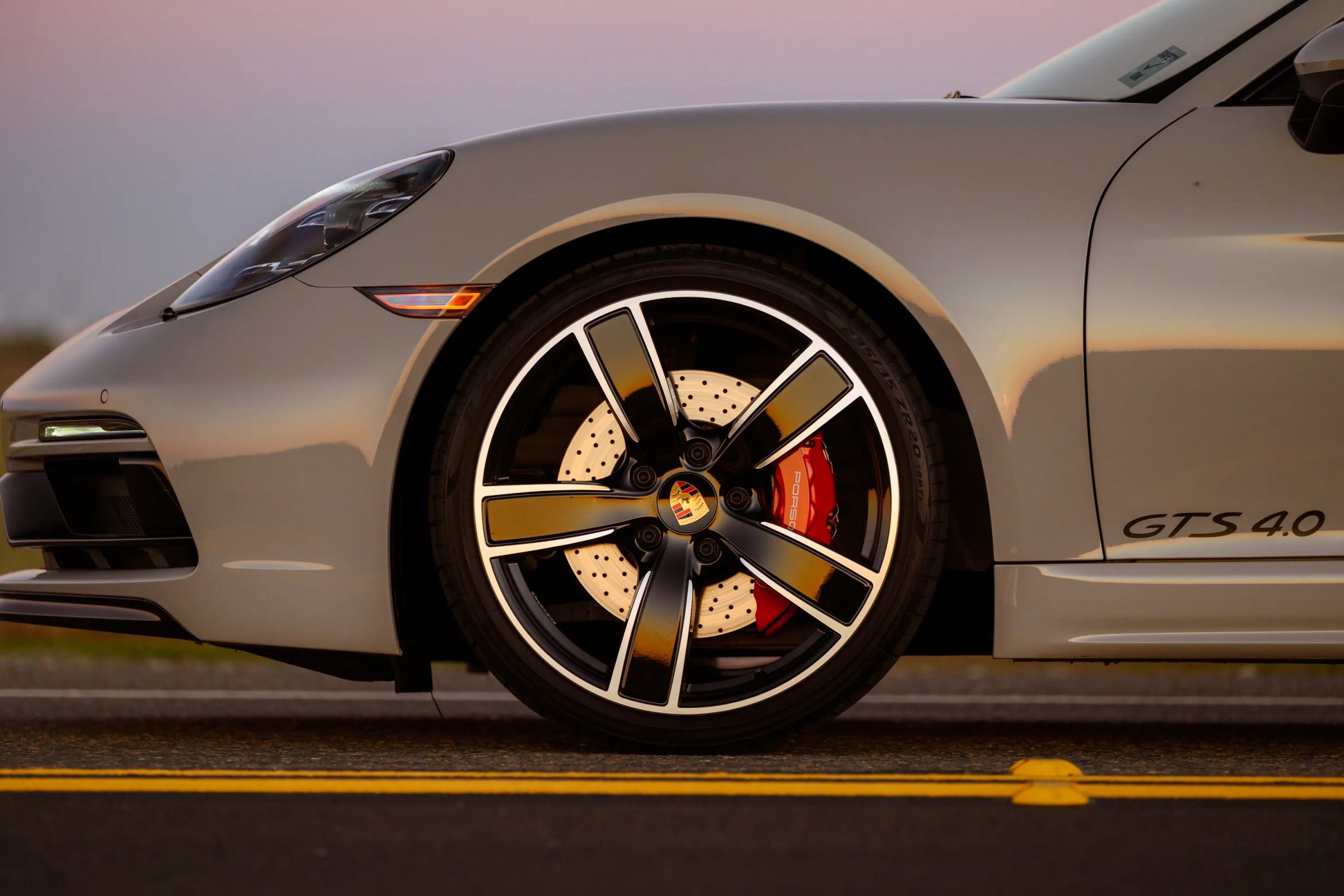 Used 2024 Porsche 718 Cayman GT4 image 32