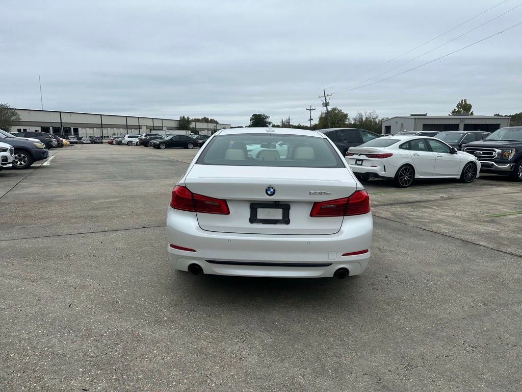 Used 2019 BMW 530e w/ Convenience Package image 6