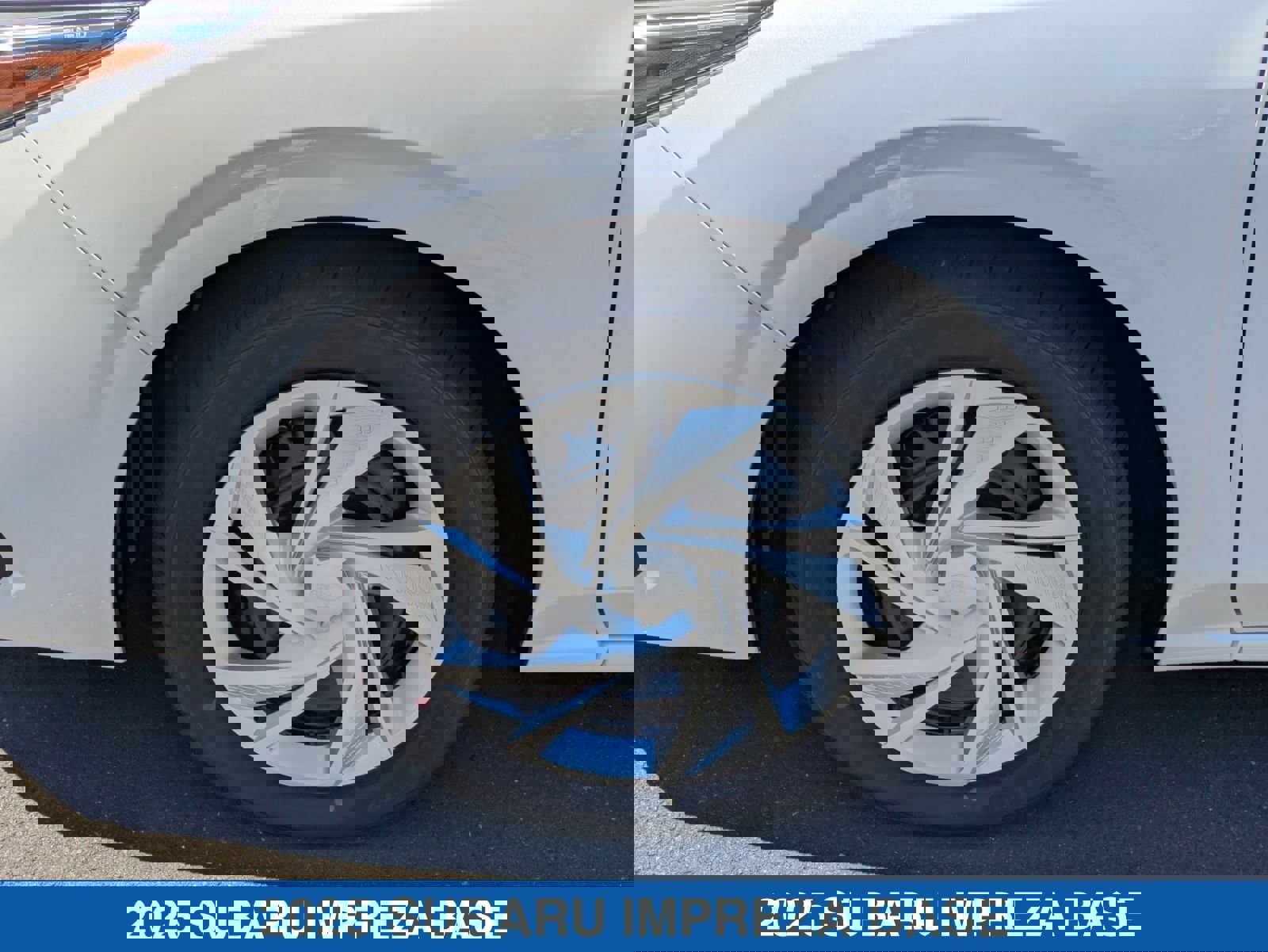 Certified 2025 Subaru Impreza 2.0i image 28