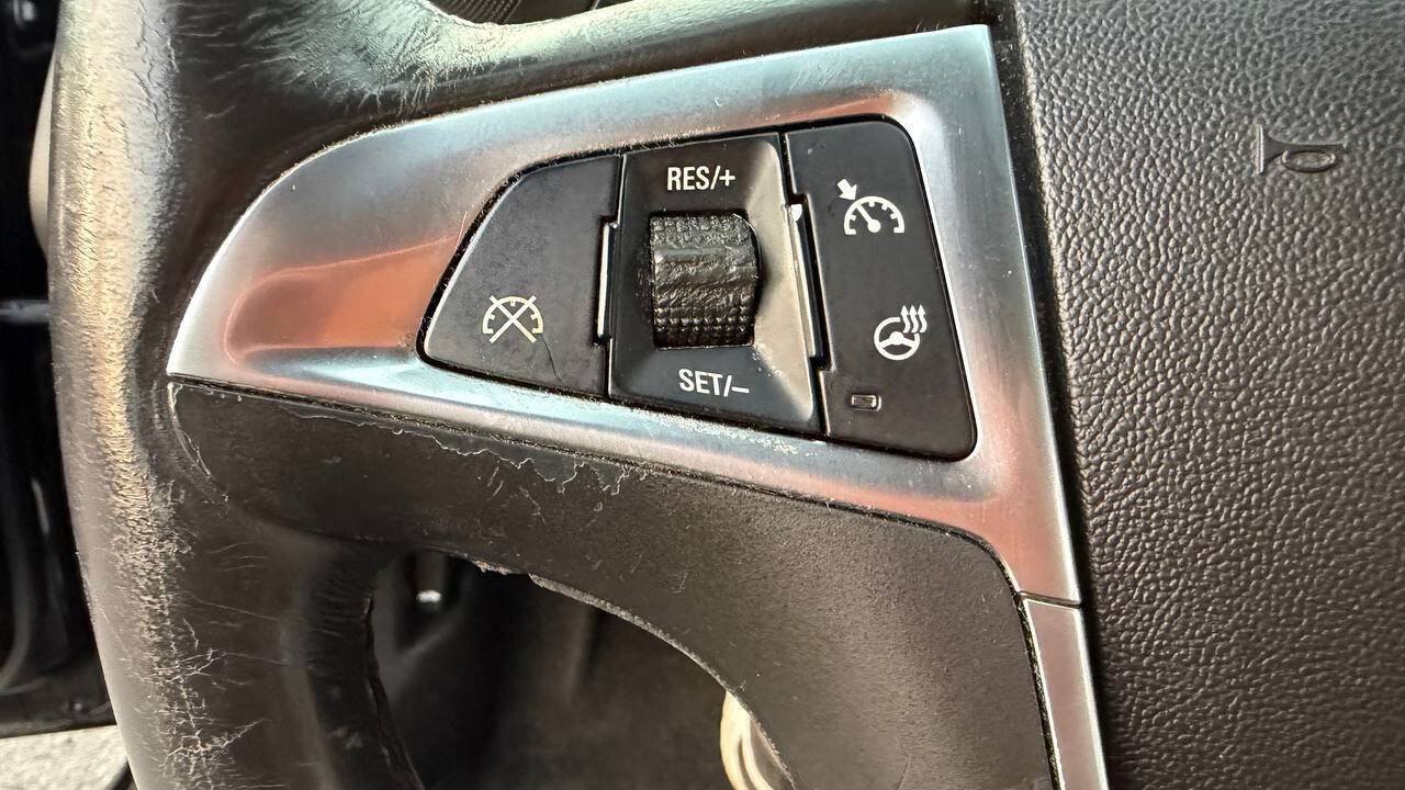 Used 2013 Buick Regal Premium FWD image 21