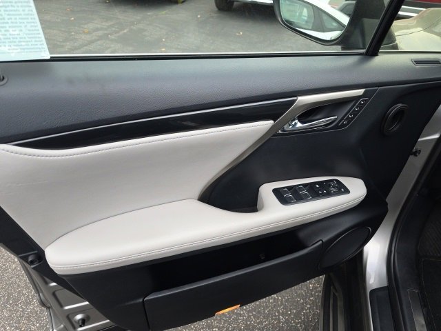 Used 2018 Lexus RX 350L FWD image 25