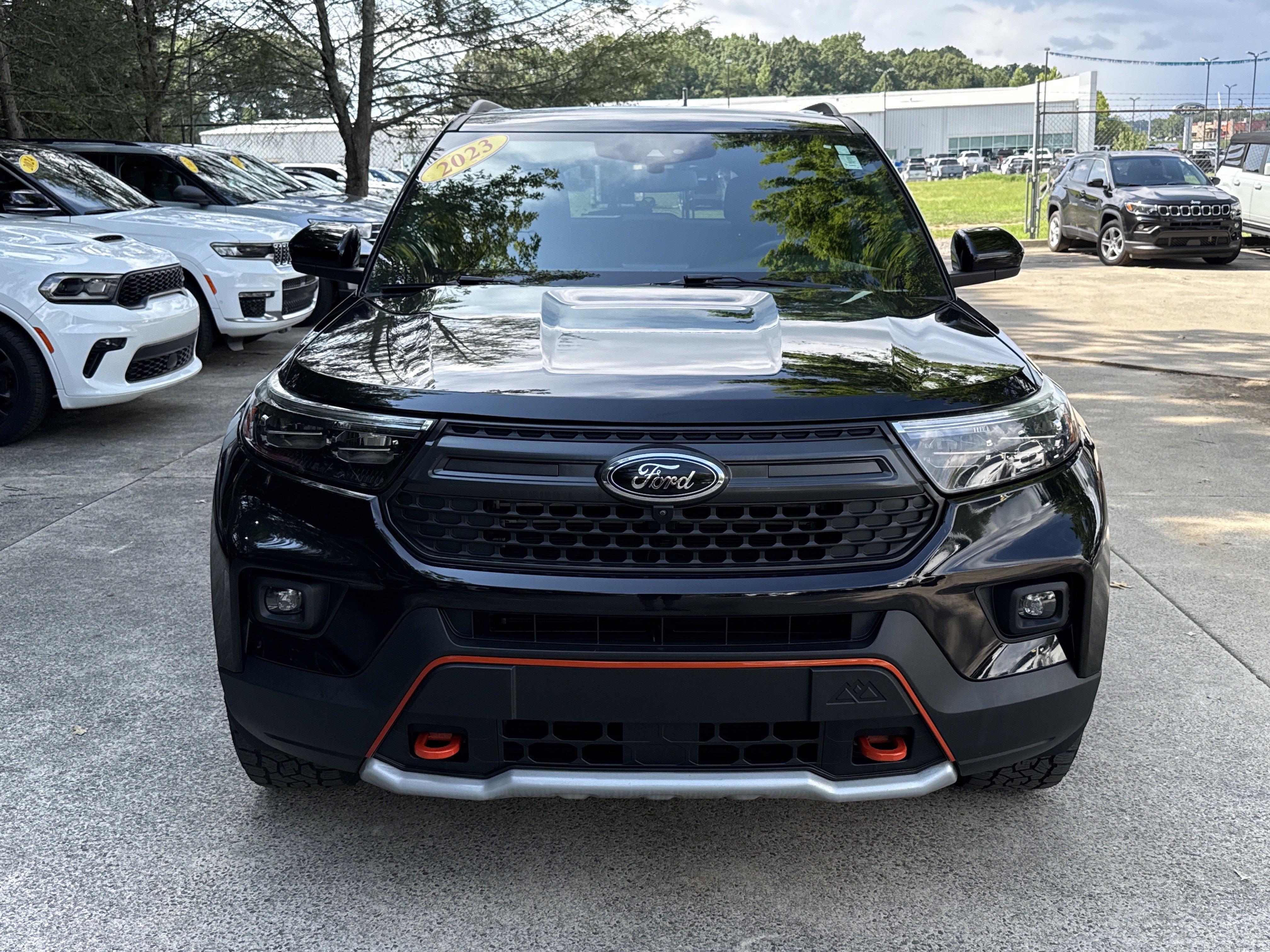 Used 2023 Ford Explorer Timberline w/ Timberline Technology Package AWD/4WD image 2