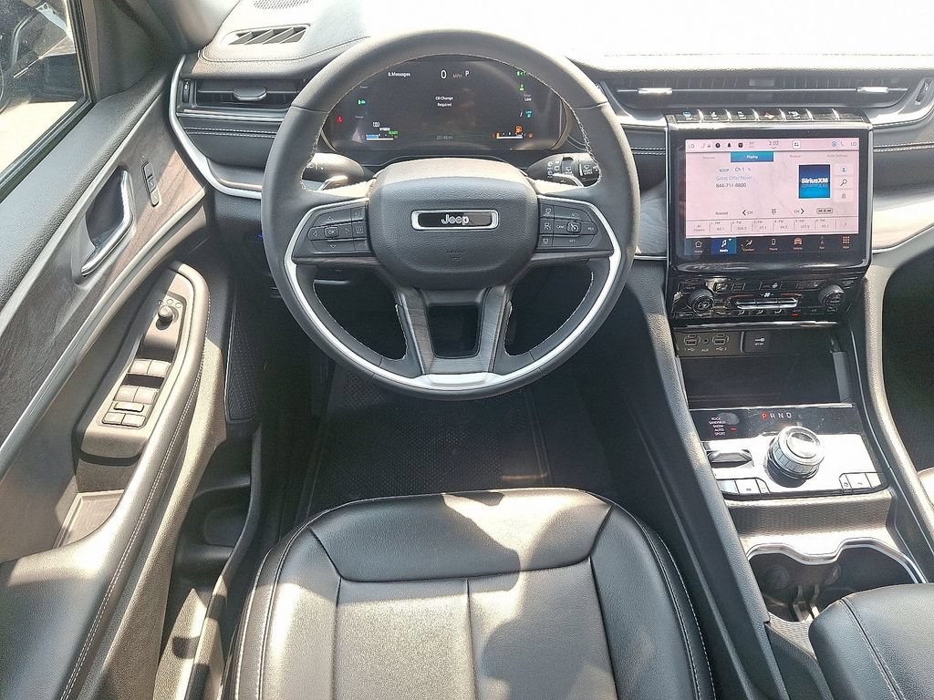 Used 2024 Jeep Grand Cherokee Limited 4xe AWD/4WD image 12